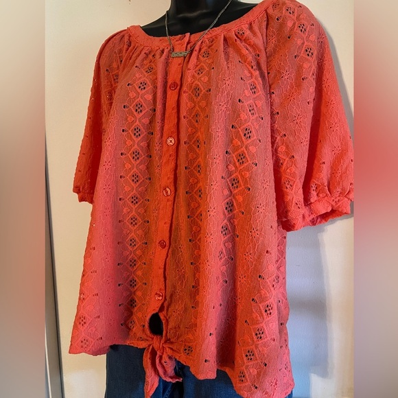 Coral Lace Blouse with Tie Front – Size XL - Picture 3 of 4